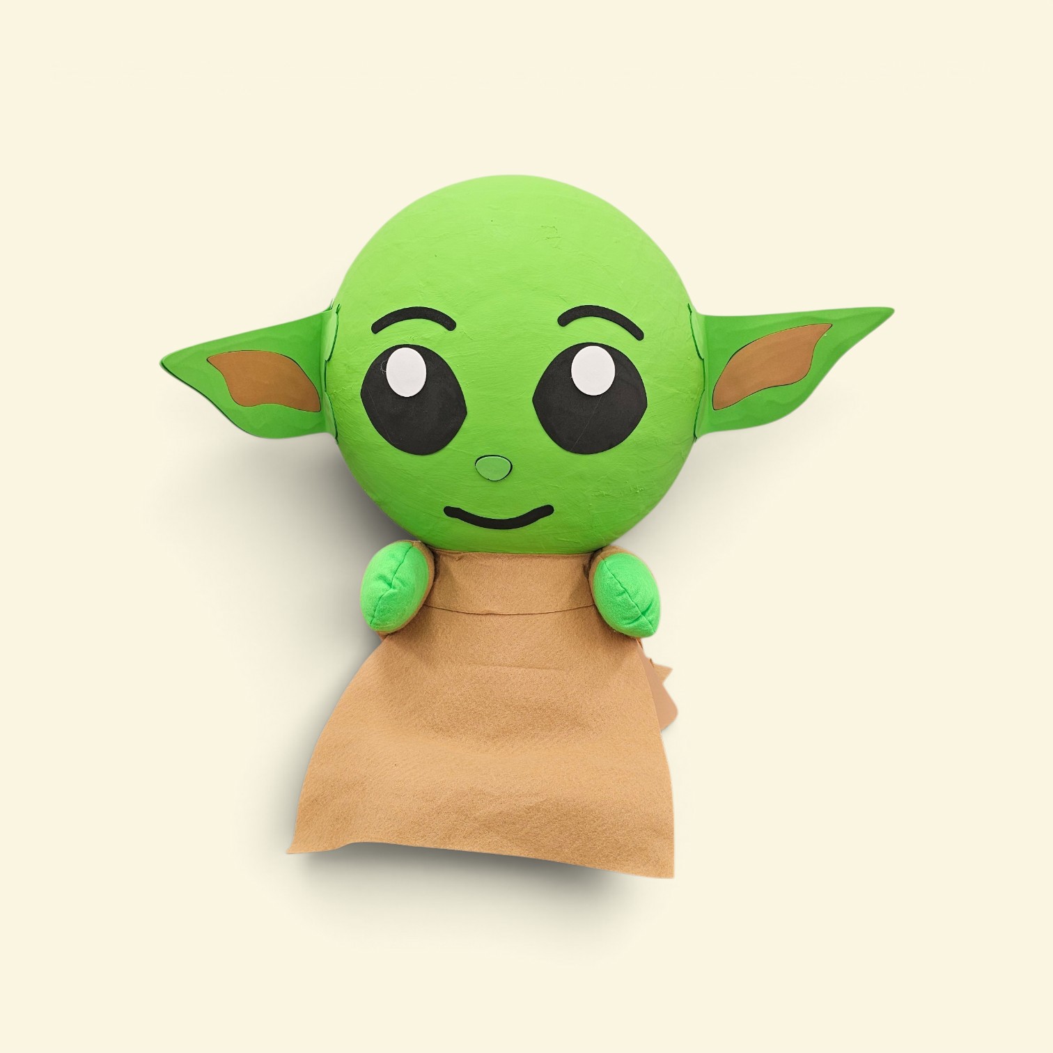 Piñata de Bebe Yoda — Hecha a mano
